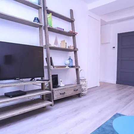 Appartement Paradis Furnished Flat *